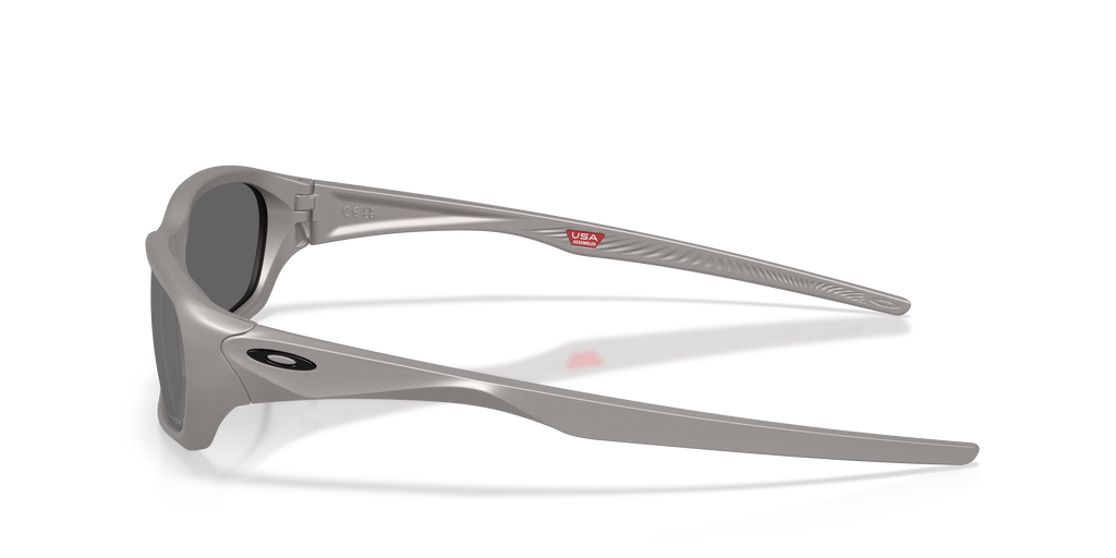 Oakley OO9530 Terraforma Unisex Rectangle Prizm Sunglasses - Matte Rootbeer Frame